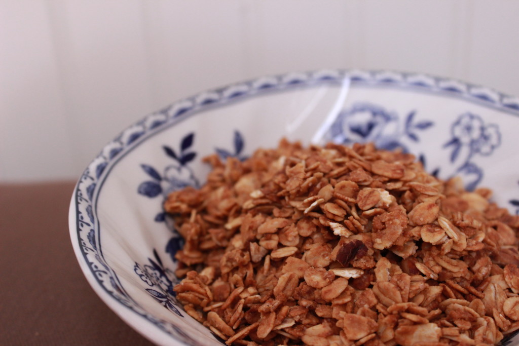 Homemade Vanilla Granola